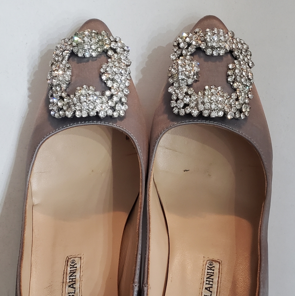 Manolo Blahnik Hangisi Grey Satin - Picture 13 of 13